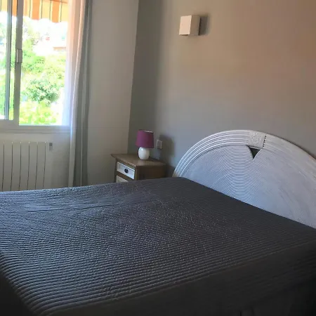 Appartement Entier 3 Pieces Face Au Port Vallauris Exterior foto