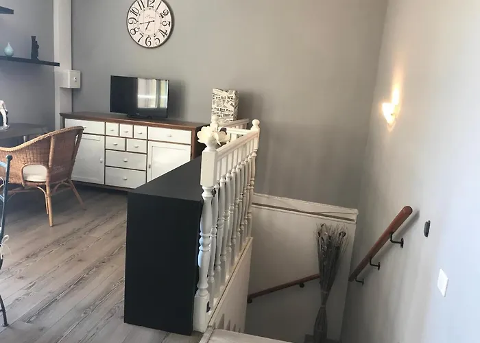 Appartement Entier 3 Pieces Face Au Port